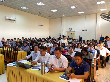 Trung tâm Tin học Trường Đại học An Giang phối hợp Thư viện tỉnh An Giang tổ chức lớp tập huấn “Ứng dụng trí tuệ nhân tạo (AI) trong sản xuất video phục vụ công tác truyền thông các hoạt động thư viện”