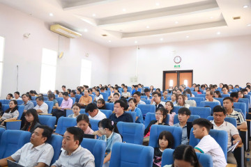 Trường Đại học An Giang tổ chức chương trình tập huấn "Chuyển đổi số, Ứng dụng trí tuệ nhân tạo (AI) trong công việc, giảng dạy và học tập cho viên chức Trường Phổ thông Thực hành Sư phạm - Trường Đại học An Giang"