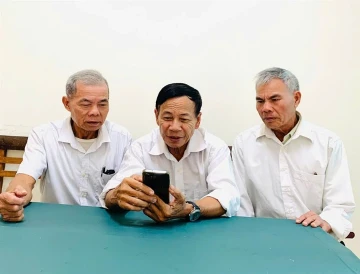 Người cao tuổi – Nhân tố tích cực trong công cuộc chuyển đổi số